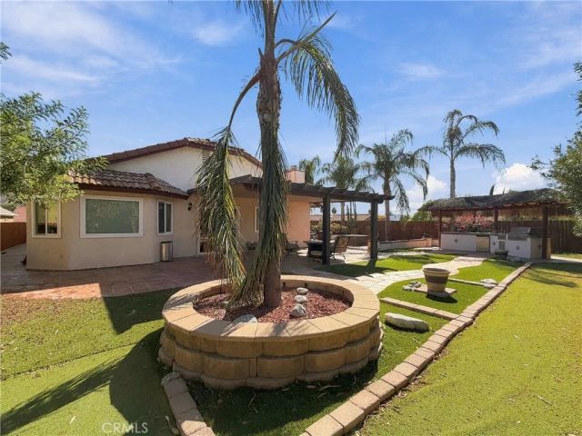23856 Outrigger, Canyon Lake, CA 92587
