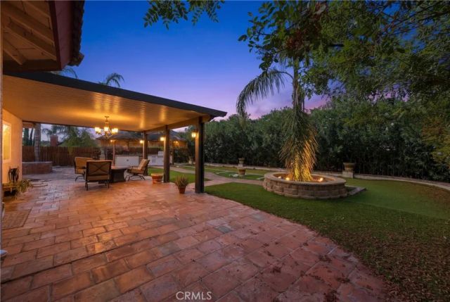 23856 Outrigger, Canyon Lake, CA 92587