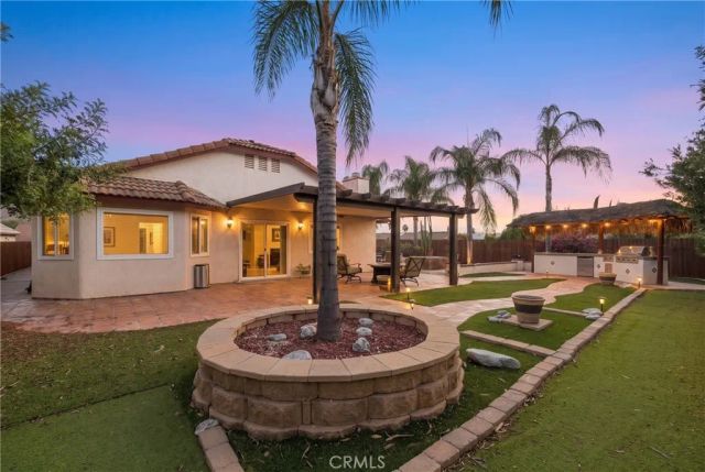 23856 Outrigger, Canyon Lake, CA 92587