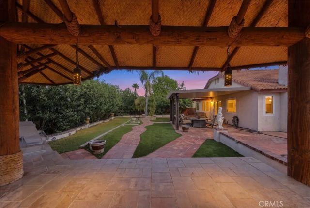 23856 Outrigger, Canyon Lake, CA 92587