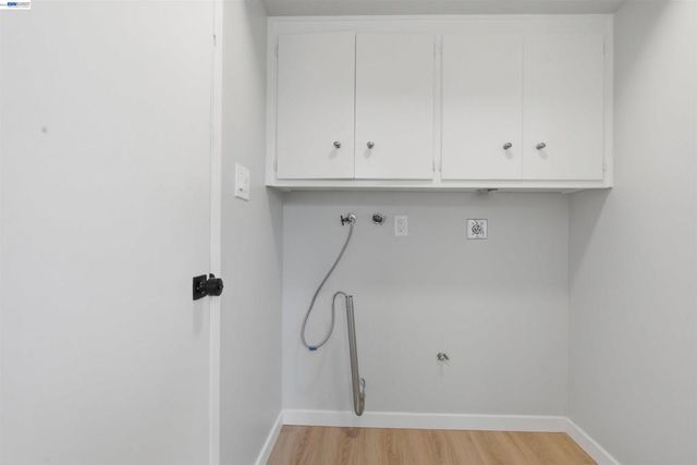 19304 Barclay Rd, Castro Valley, CA 94546