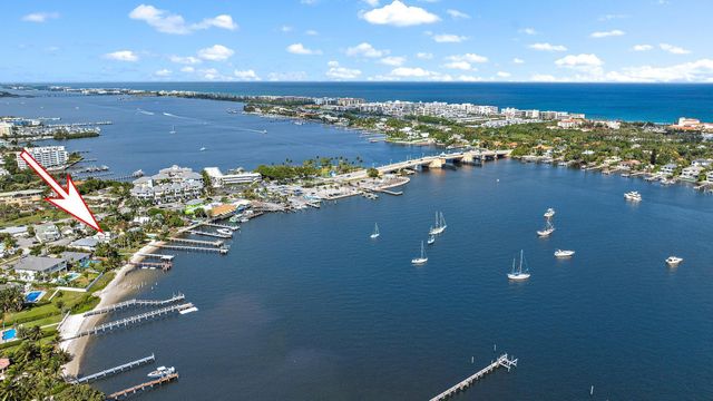 122 S Lake Drive, Lantana, FL 33462