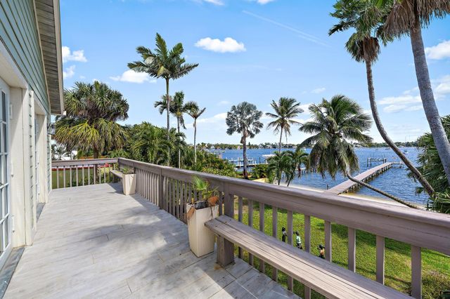 122 S Lake Drive, Lantana, FL 33462