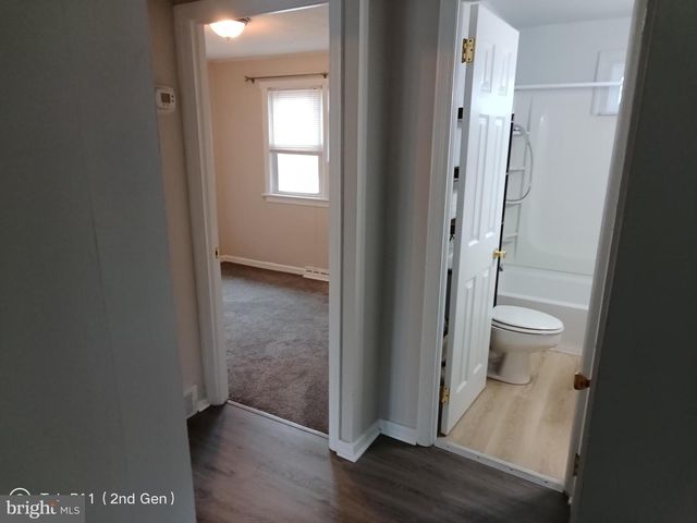 16 N ORCHARD ST, Gibbstown, NJ 08027