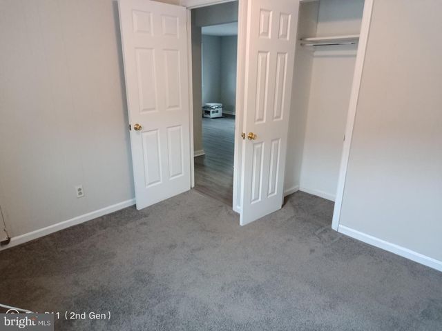 16 N ORCHARD ST, Gibbstown, NJ 08027