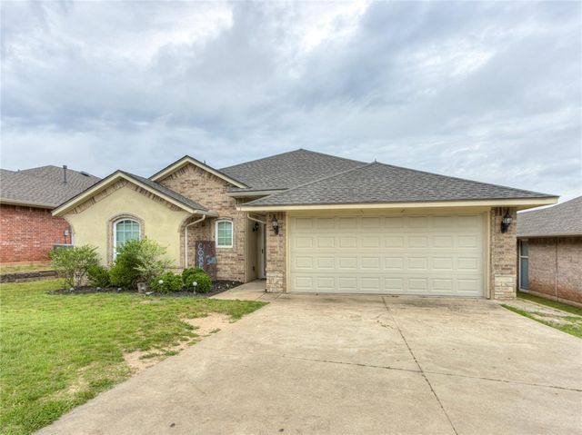 2365 Turtlewood River Road, Midwest City, OK 73130
