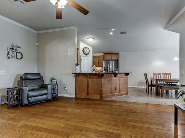 2365 Turtlewood River Road, Midwest City, OK 73130