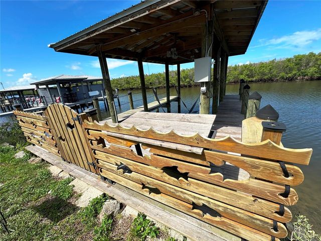622 N RIVERSIDE DRIVE, New Smyrna Beach, FL 32168