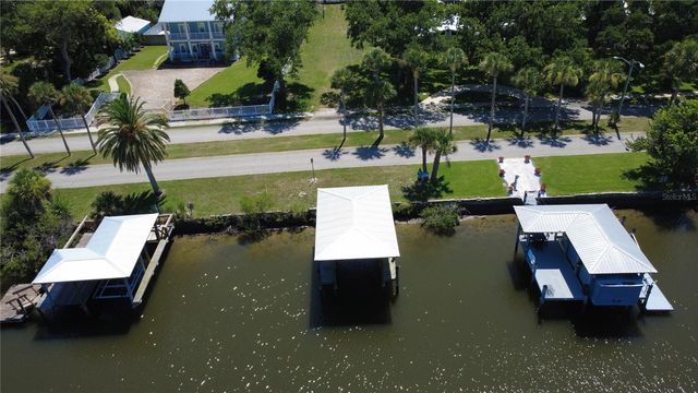 622 N RIVERSIDE DRIVE, New Smyrna Beach, FL 32168