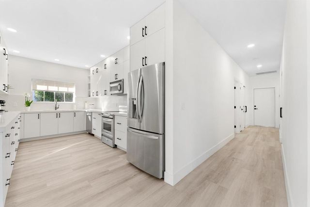 872 Lilac Drive, Boca Raton, FL 33487
