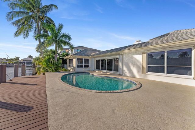 872 Lilac Drive, Boca Raton, FL 33487