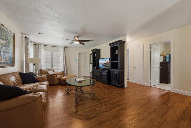 224 NW 9th Street, Pompano Beach, FL 33060