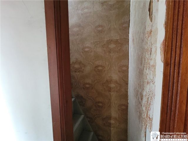 52 Lakeview Avenue, Jamestown, NY 14701