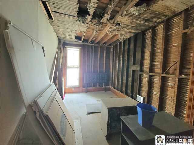 52 Lakeview Avenue, Jamestown, NY 14701