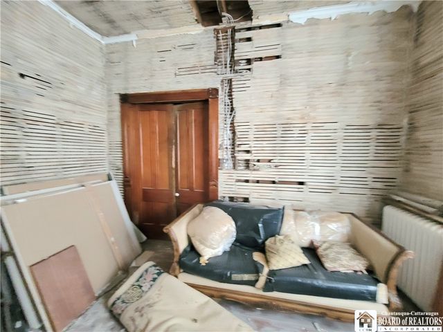 52 Lakeview Avenue, Jamestown, NY 14701