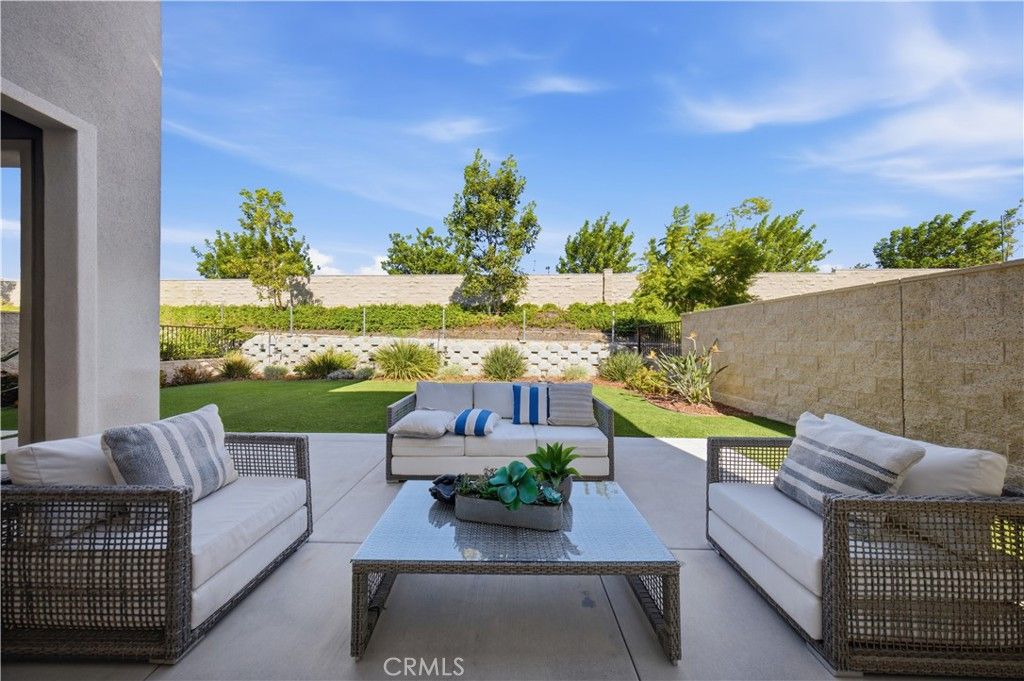 140 Sierra Madre, Lake Forest, CA 92630 — exterior