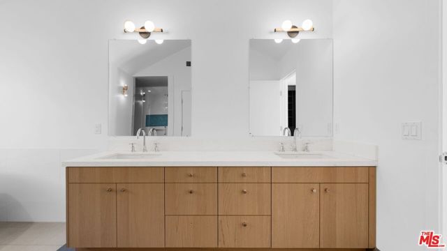 696 Palisades Drive, Pacific Palisades (los Angeles), CA 90272