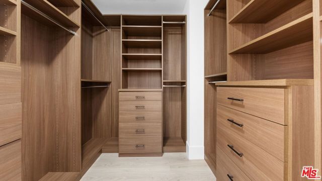 696 Palisades Drive, Pacific Palisades (los Angeles), CA 90272