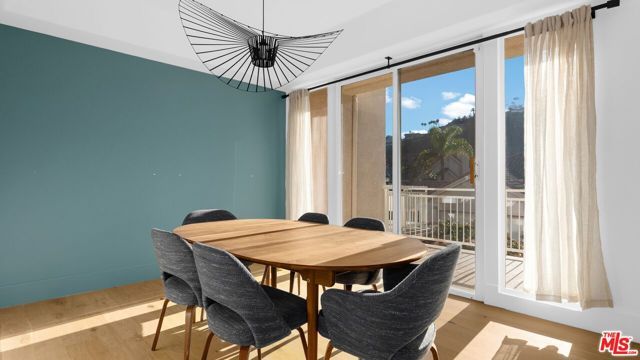 696 Palisades Drive, Pacific Palisades (los Angeles), CA 90272