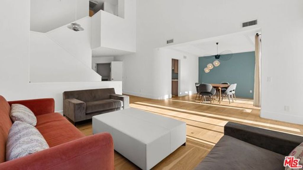 696 Palisades Drive, Pacific Palisades (los Angeles), CA 90272