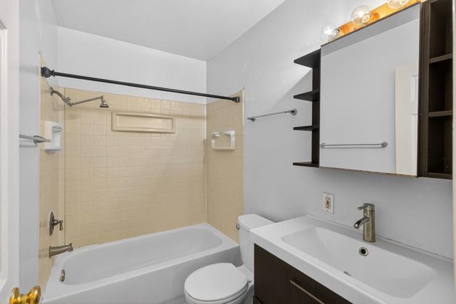 2161 Cottage Way, Sacramento, CA 95825