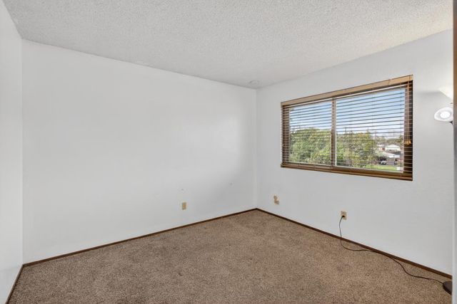 2161 Cottage Way, Sacramento, CA 95825