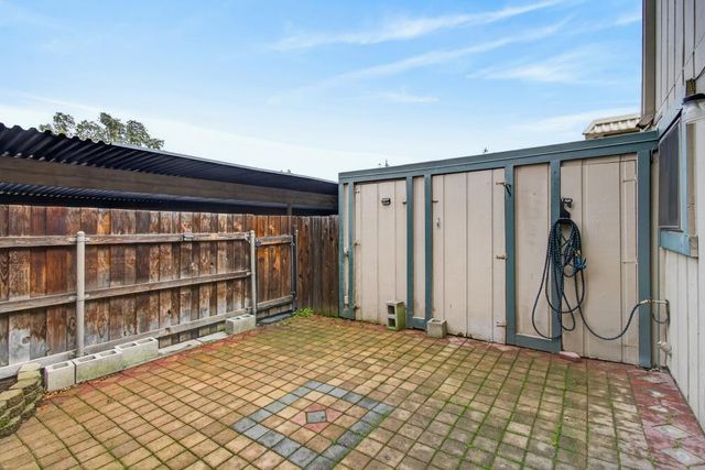 2161 Cottage Way, Sacramento, CA 95825