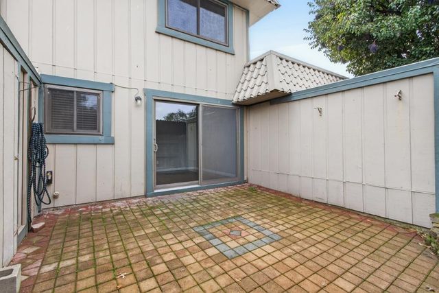 2161 Cottage Way, Sacramento, CA 95825