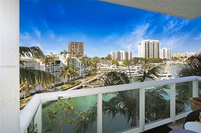 7910 Harbor Island Dr 405, North Bay Village, FL 33141