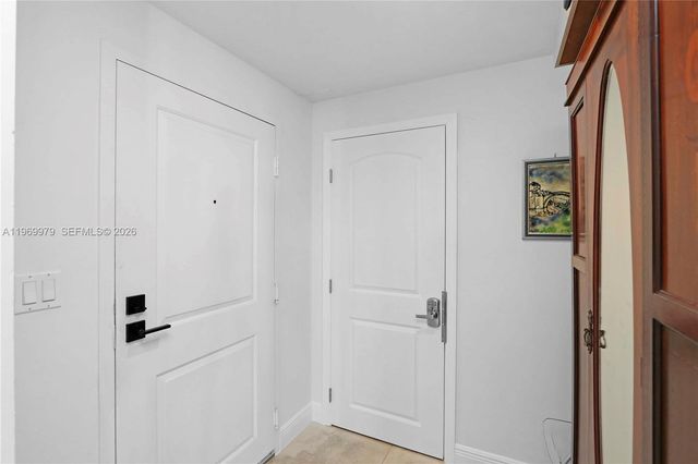 7910 Harbor Island Dr 405, North Bay Village, FL 33141