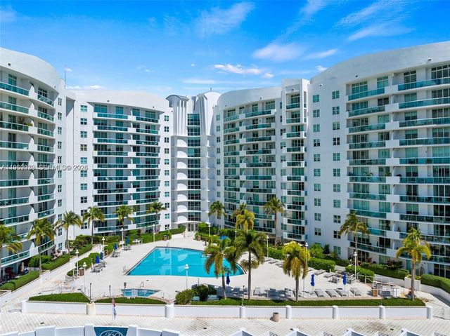 7910 Harbor Island Dr 405, North Bay Village, FL 33141