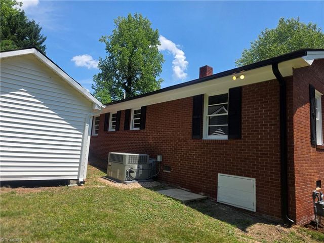1118 Timberlane, Asheboro, NC 27205