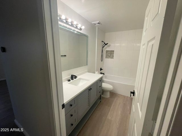 3988 E LOS ALTOS Drive, Gilbert, AZ 85297