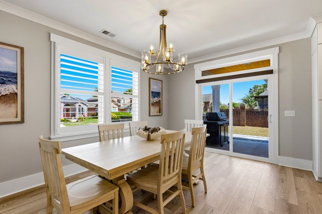 1006 Summers Pl., North Myrtle Beach, SC 29582