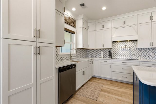 1006 Summers Pl., North Myrtle Beach, SC 29582