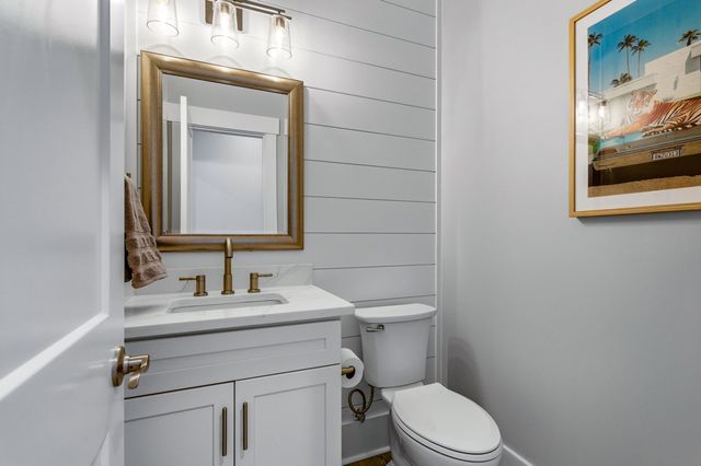 1006 Summers Pl., North Myrtle Beach, SC 29582