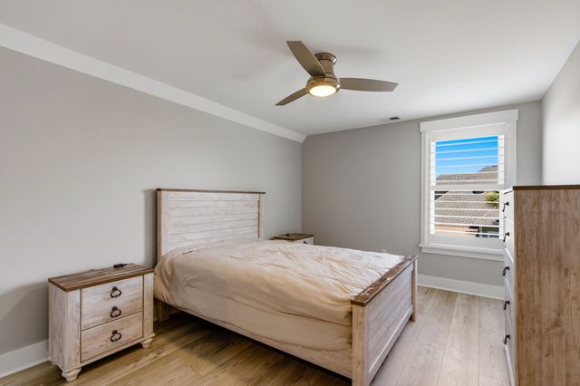 1006 Summers Pl., North Myrtle Beach, SC 29582