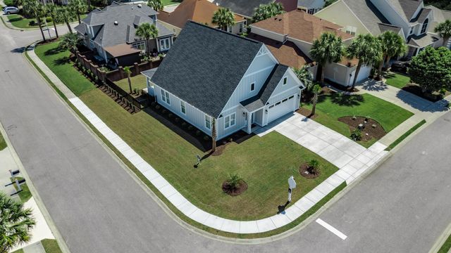 1006 Summers Pl., North Myrtle Beach, SC 29582