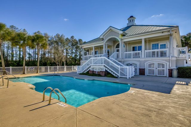 1006 Summers Pl., North Myrtle Beach, SC 29582