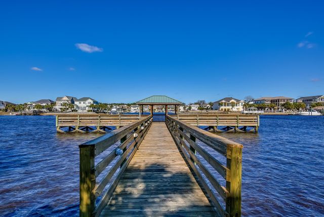 1006 Summers Pl., North Myrtle Beach, SC 29582