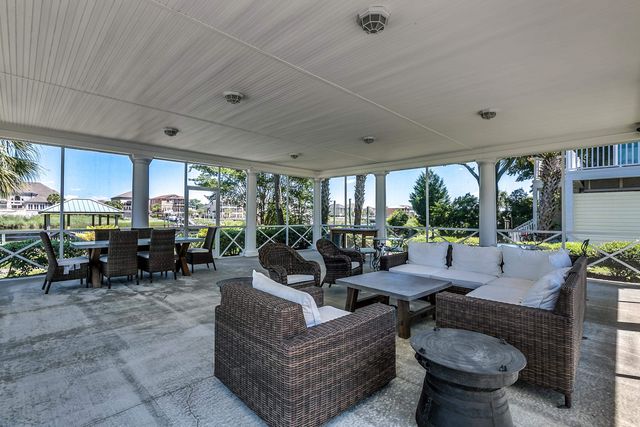 1006 Summers Pl., North Myrtle Beach, SC 29582