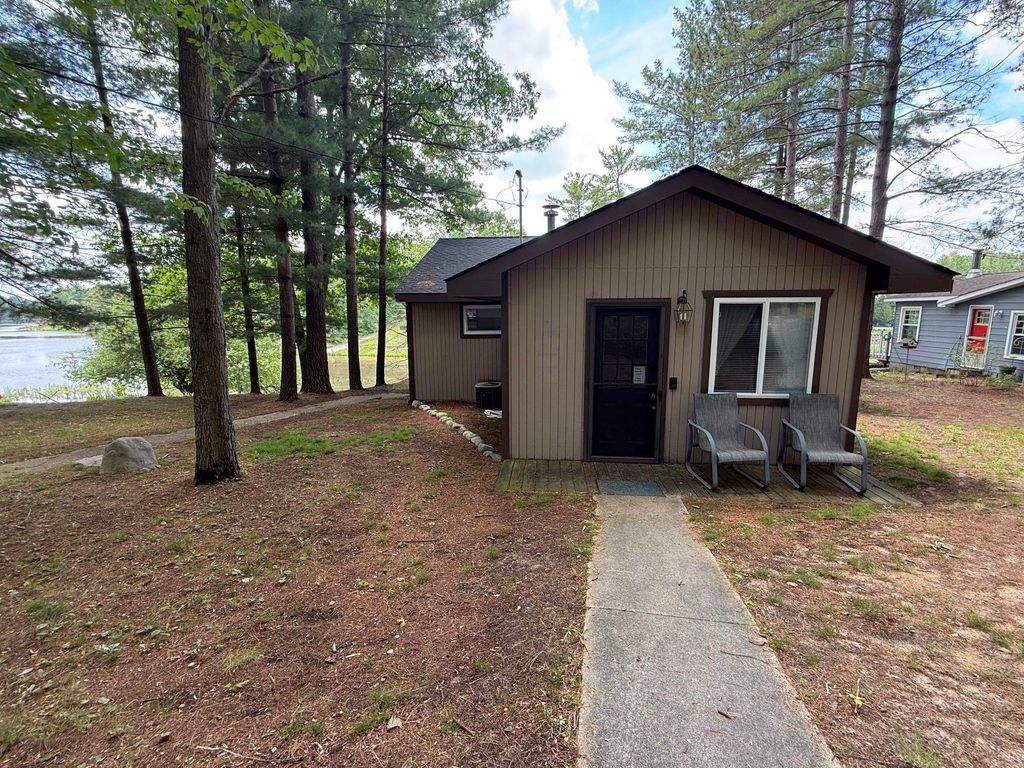 3969 N West Branch Drive, Gladwin, MI 48624