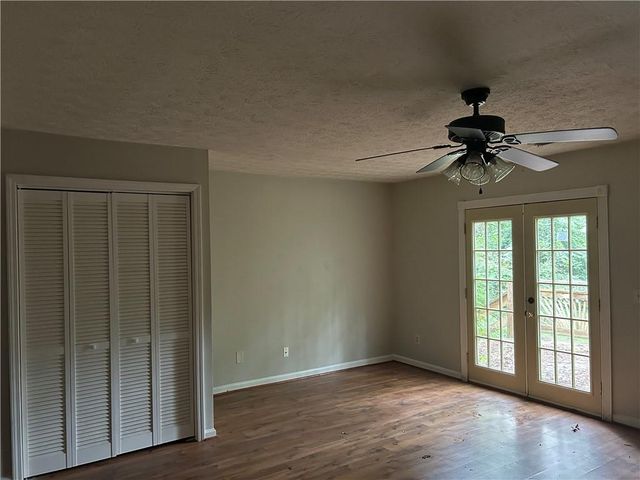 1890 Westminister Way NW, Conyers, GA 30012