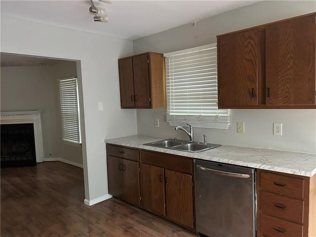 1890 Westminister Way NW, Conyers, GA 30012