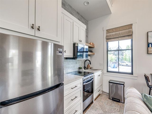 36 Firefly Lane, Carlton Landing, OK 74432
