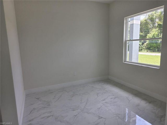 3852 Hopevale ST, Fort Myers, FL 33905