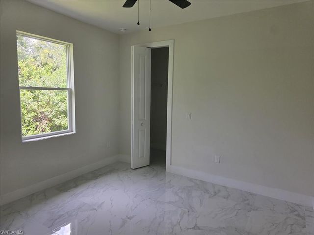 3852 Hopevale ST, Fort Myers, FL 33905