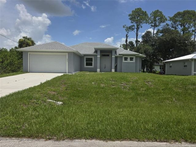 3852 Hopevale ST, Fort Myers, FL 33905