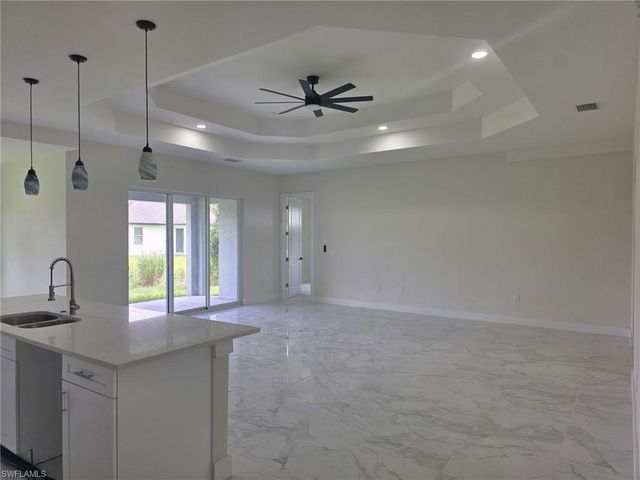 3852 Hopevale ST, Fort Myers, FL 33905