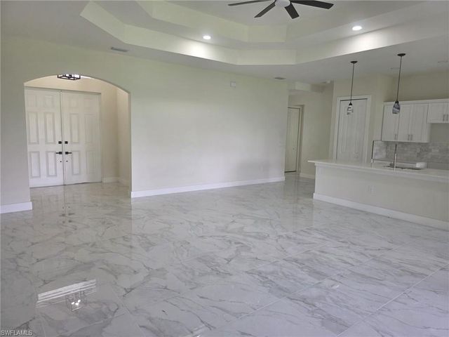 3852 Hopevale ST, Fort Myers, FL 33905